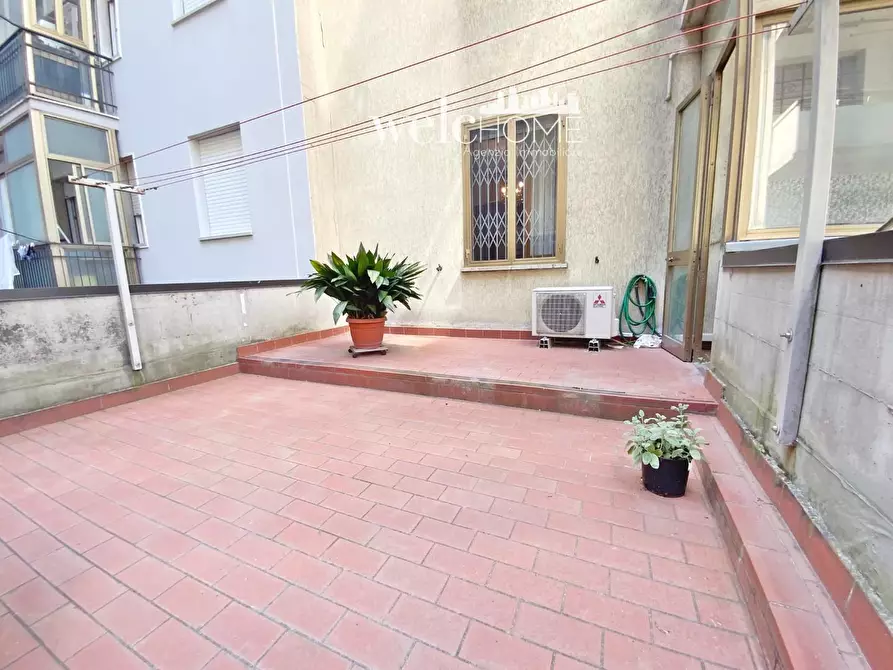 Immagine 18 di Appartamento in vendita  a Prato