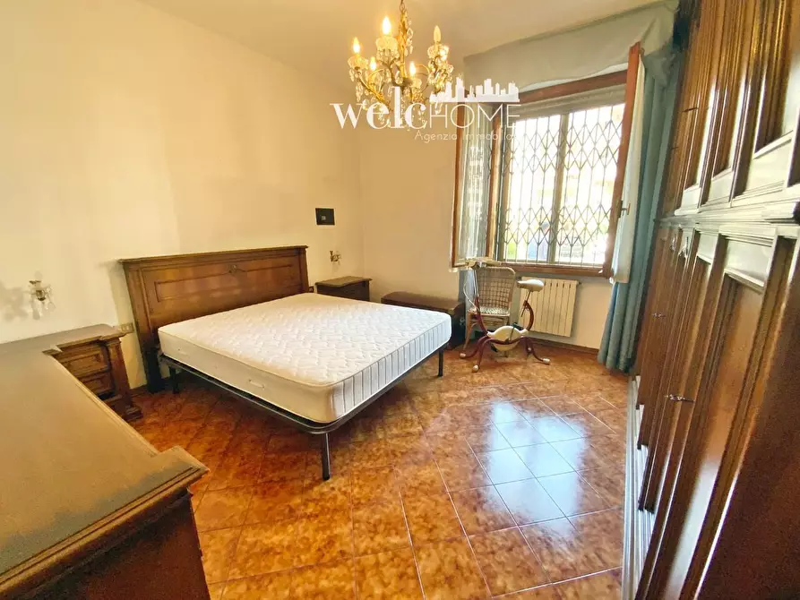 Immagine 8 di Appartamento in vendita  a Prato