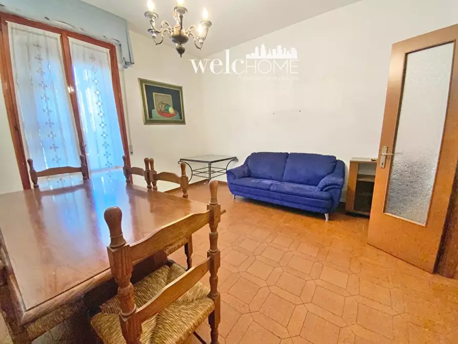Immagine 4 di Appartamento in vendita  a Prato
