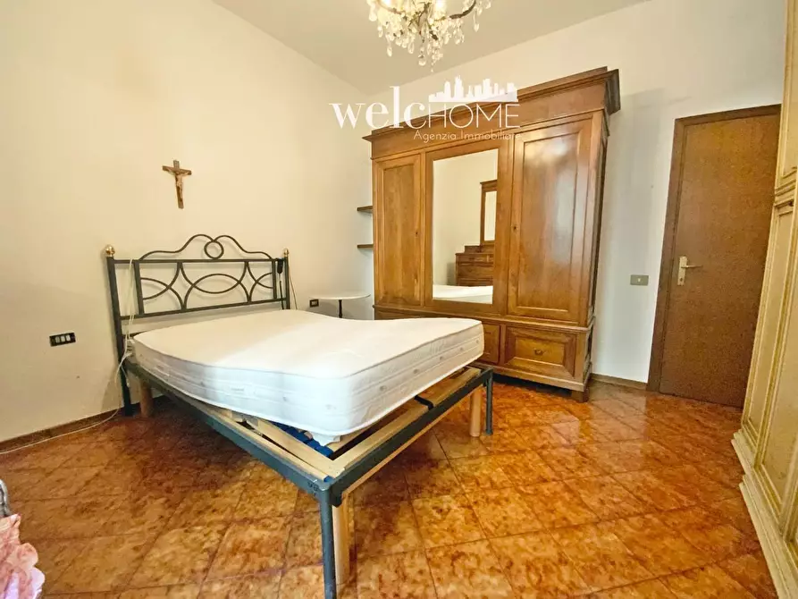 Immagine 12 di Appartamento in vendita  a Prato