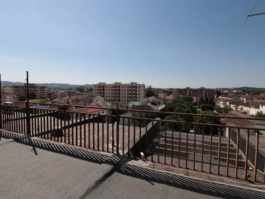 Immagine 40 di Mansarda in vendita  a Empoli
