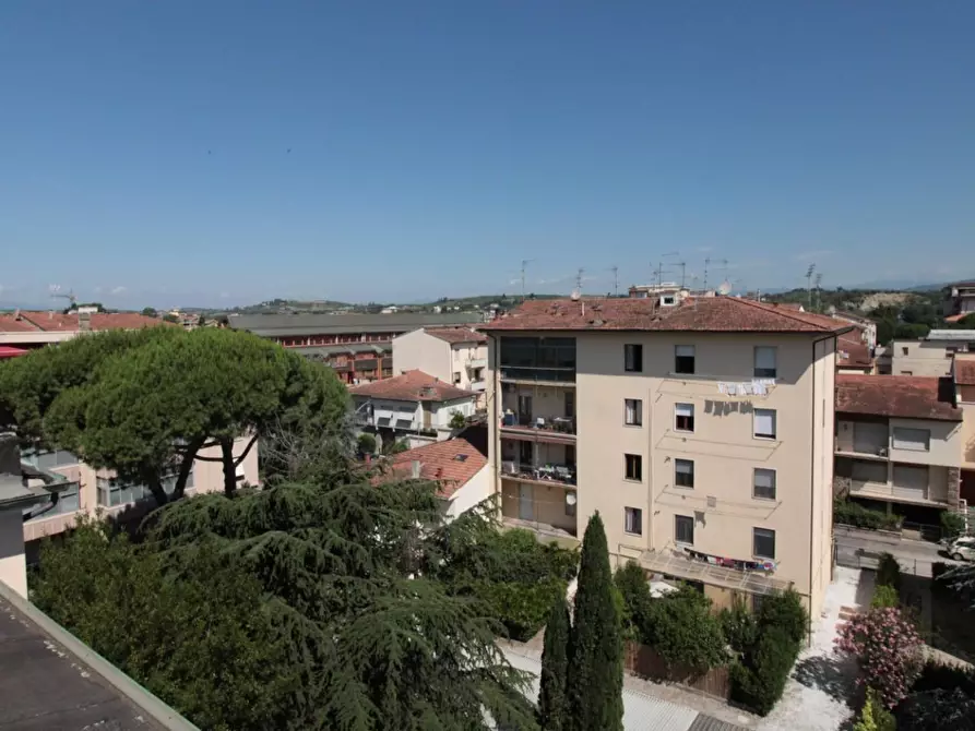 Immagine 44 di Mansarda in vendita  a Empoli