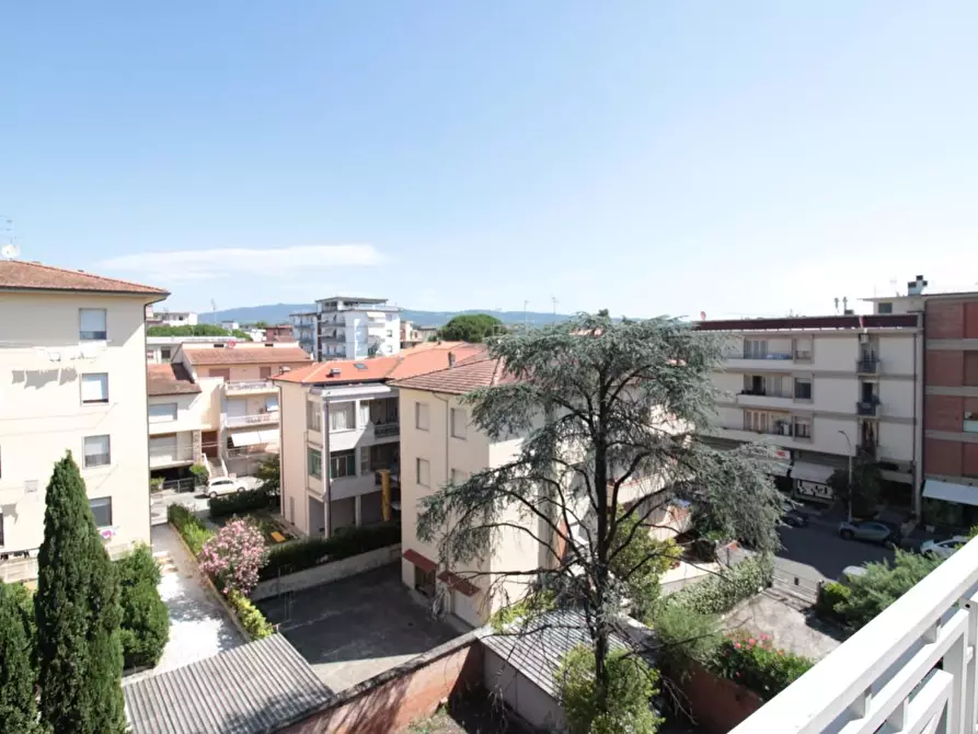 Immagine 23 di Mansarda in vendita  a Empoli