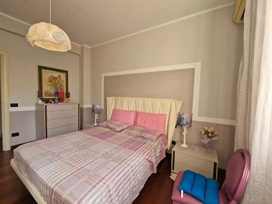 Immagine 24 di Appartamento in vendita  a Viareggio