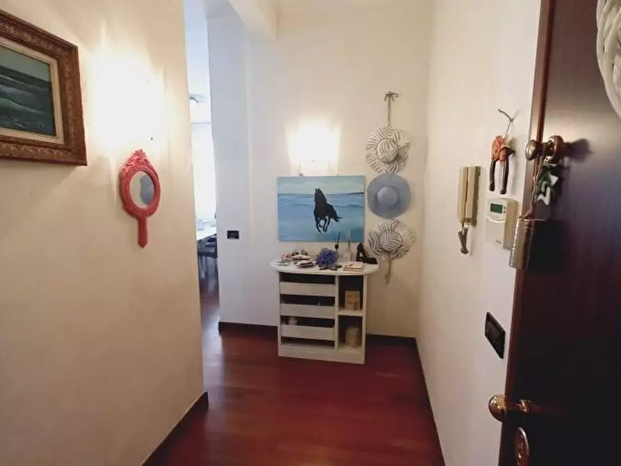 Immagine 15 di Appartamento in vendita  a Viareggio