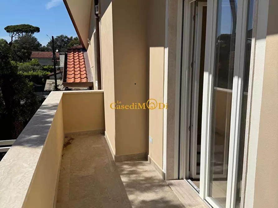 Immagine 25 di Casa bifamiliare in vendita  a Pietrasanta