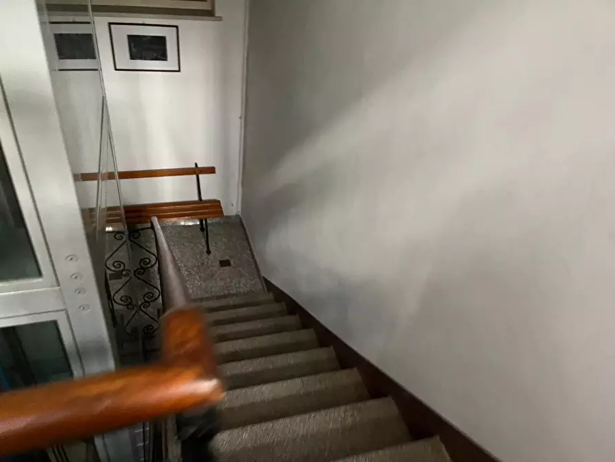 Immagine 25 di Palazzo in vendita  a Pietrasanta