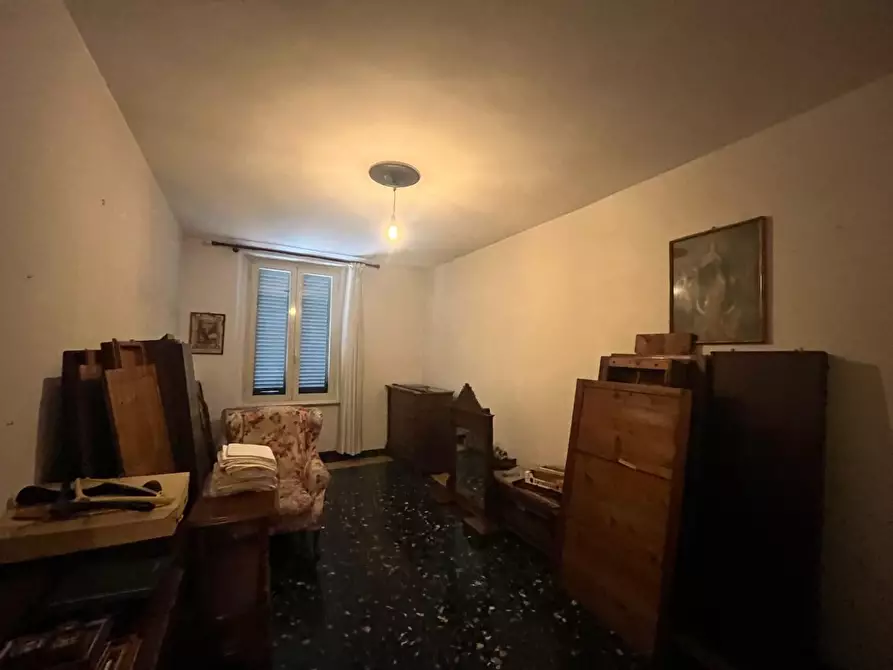 Immagine 3 di Palazzo in vendita  a Pietrasanta