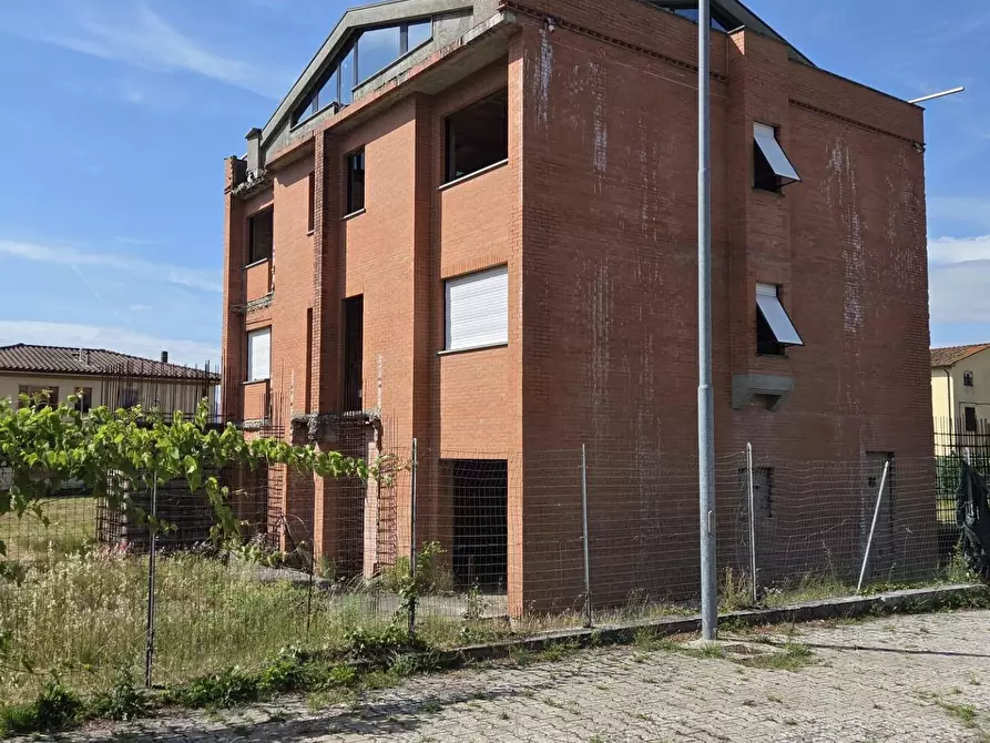 Immagine 19 di Casa indipendente in vendita  a Capannori