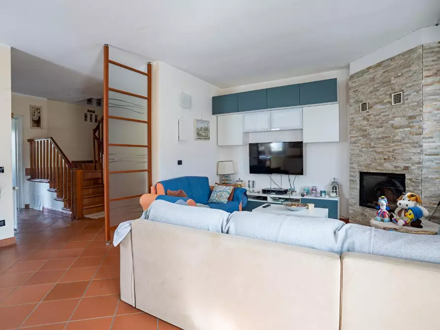 Immagine 9 di Villetta a schiera in vendita  a Empoli