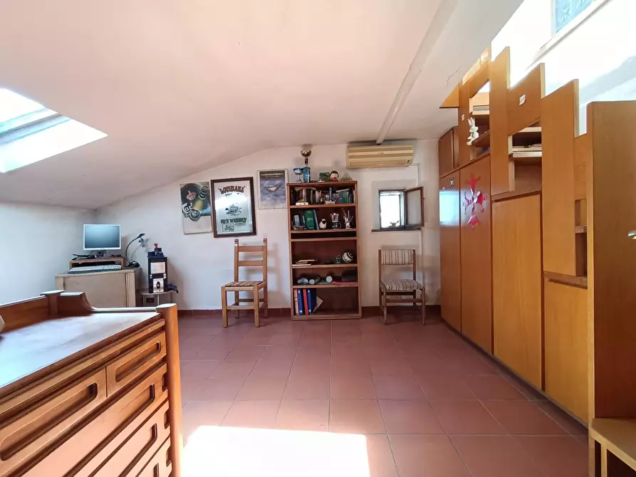 Immagine 62 di Villa in vendita  a Pisa