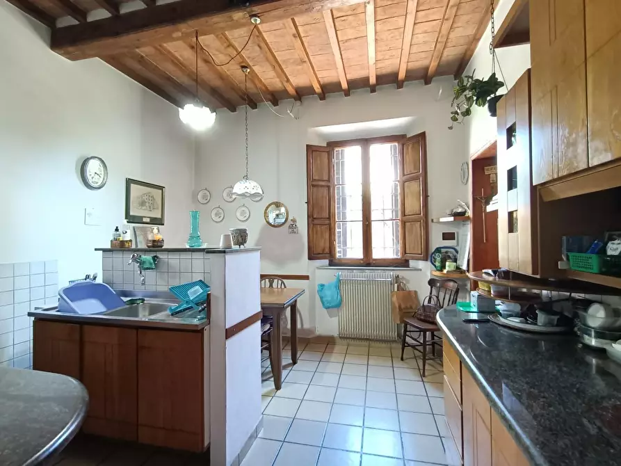 Immagine 25 di Villa in vendita  a Pisa
