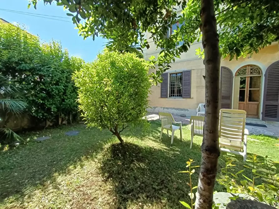 Immagine 3 di Villa in vendita  a Pisa