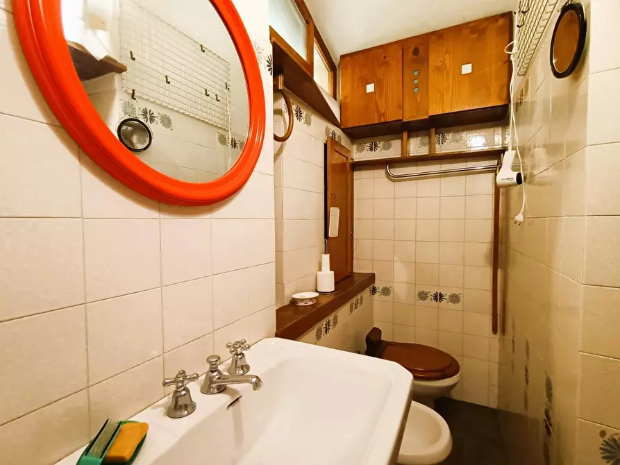 Immagine 35 di Villa in vendita  a Pisa
