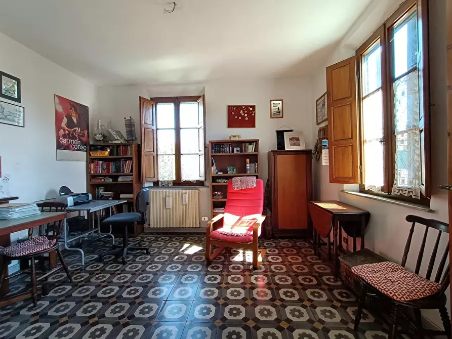 Immagine 52 di Villa in vendita  a Pisa