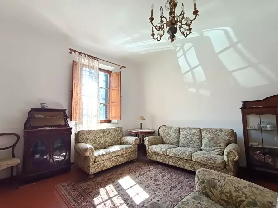 Immagine 46 di Villa in vendita  a Pisa