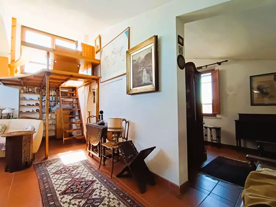Immagine 38 di Villa in vendita  a Pisa