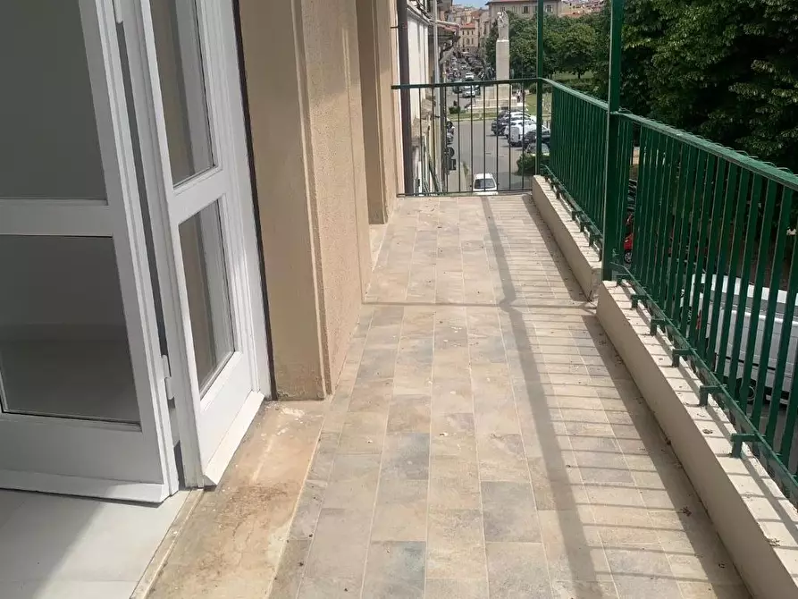 Immagine 6 di Appartamento in vendita  a Livorno
