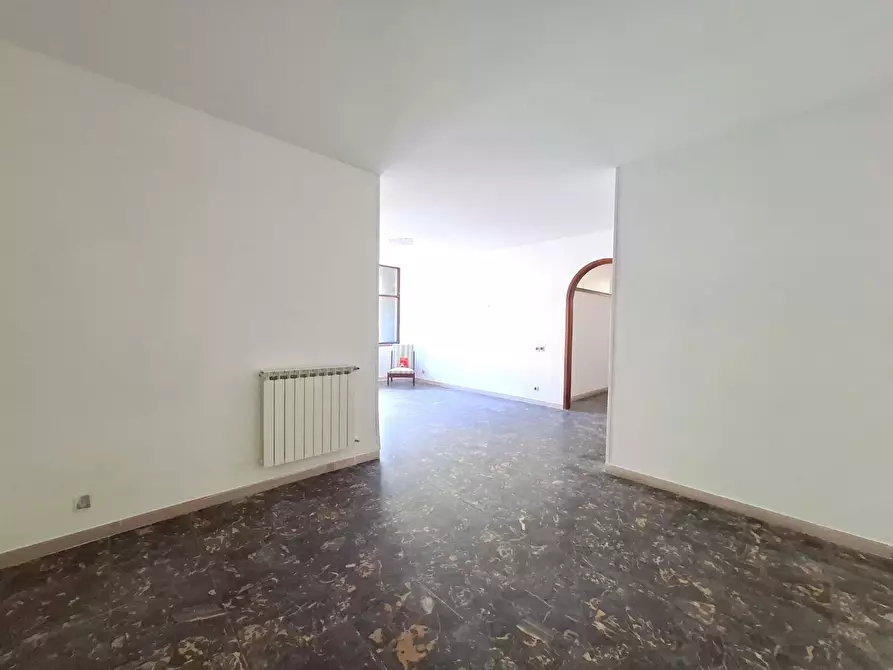 Immagine 12 di Appartamento in vendita  a Carrara