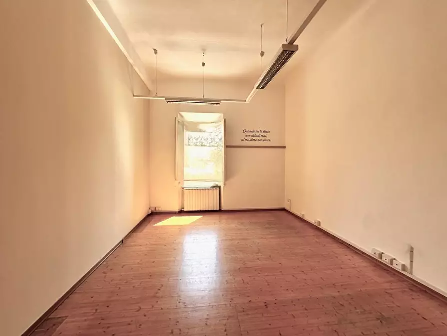 Immagine 16 di Appartamento in vendita  a Pisa