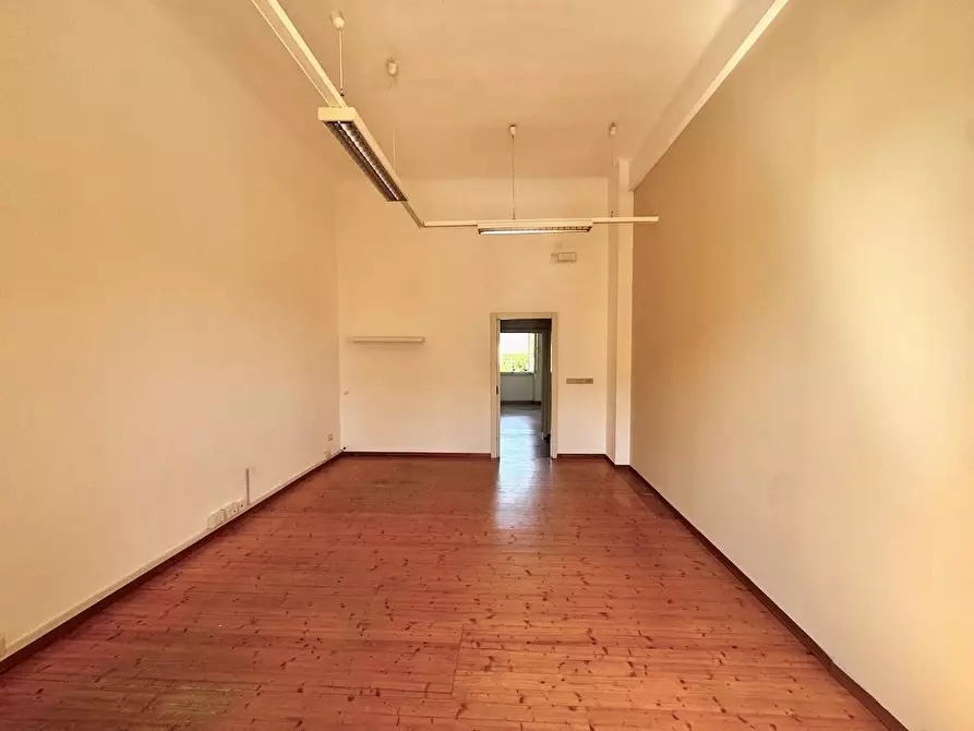 Immagine 9 di Appartamento in vendita  a Pisa