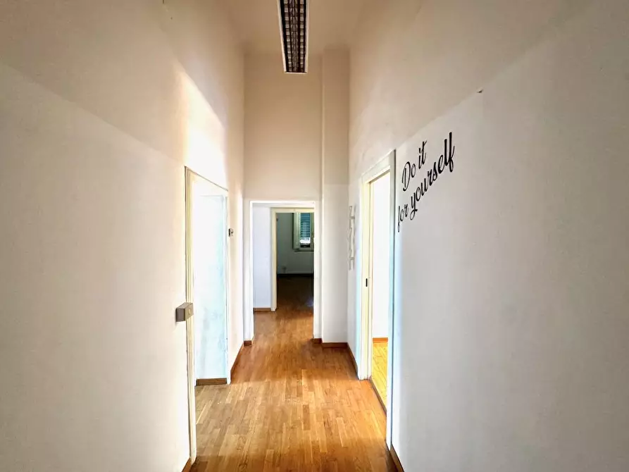 Immagine 6 di Appartamento in vendita  a Pisa