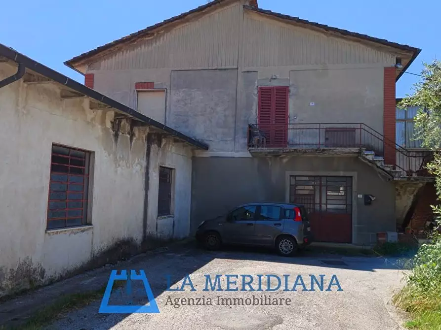 Immagine 17 di Appartamento in vendita  a Lamporecchio