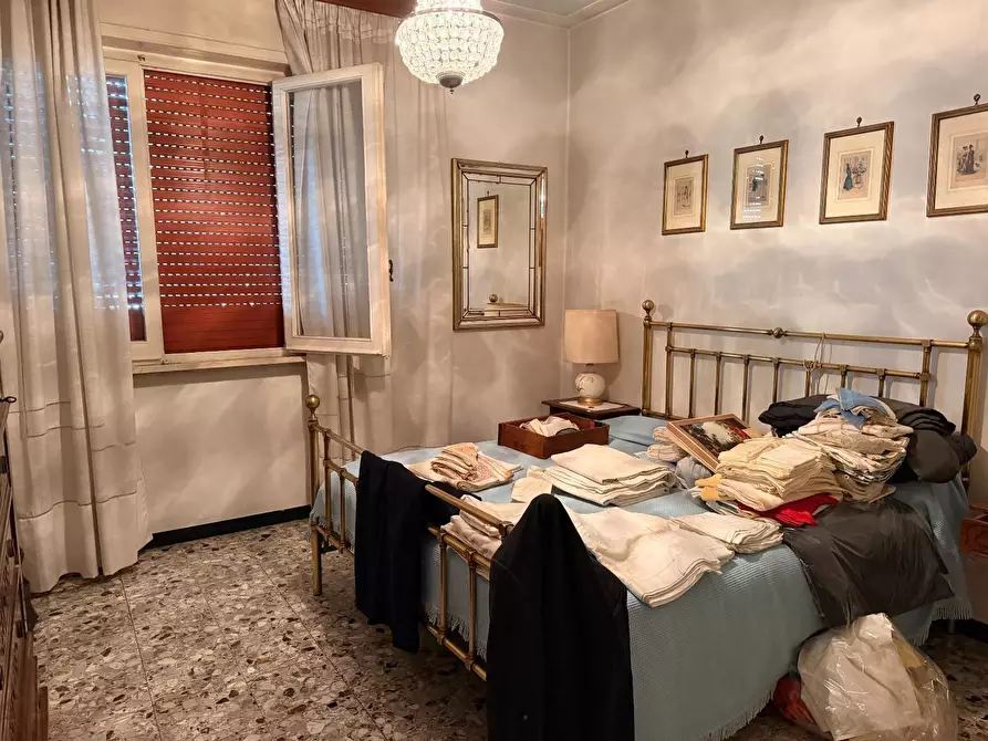 Immagine 10 di Appartamento in vendita  a Viareggio