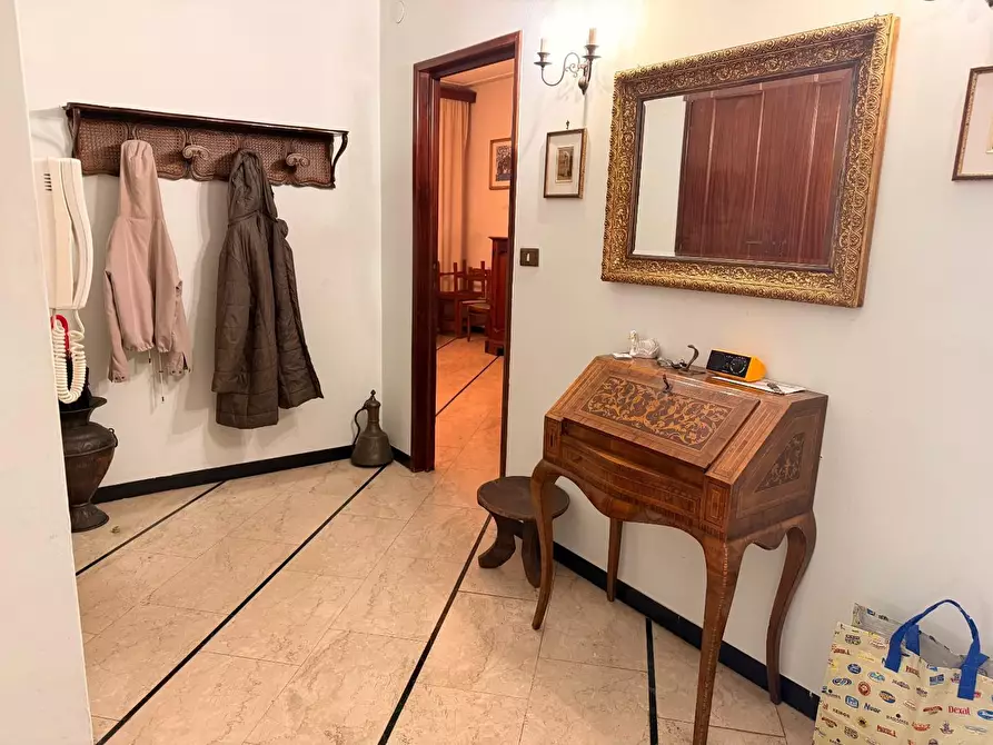 Immagine 5 di Appartamento in vendita  a Viareggio