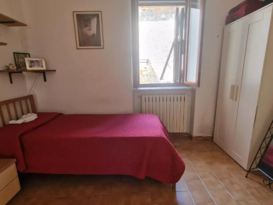 Immagine 5 di Appartamento in vendita  a Carrara