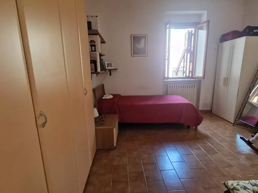Immagine 6 di Appartamento in vendita  a Carrara