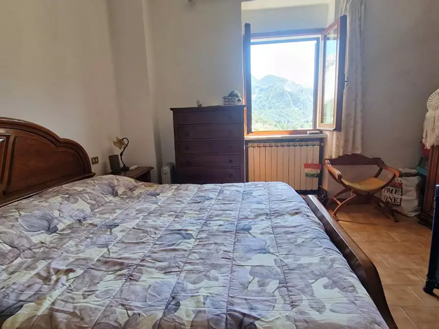 Immagine 8 di Appartamento in vendita  a Carrara