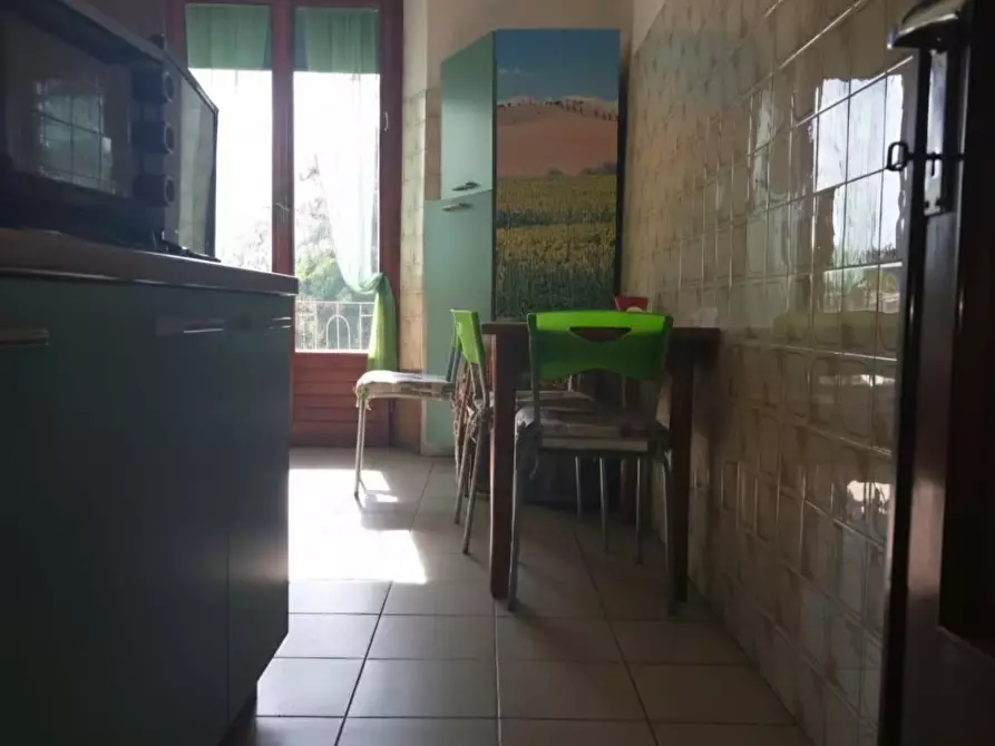Immagine 4 di Appartamento in vendita  a Siena