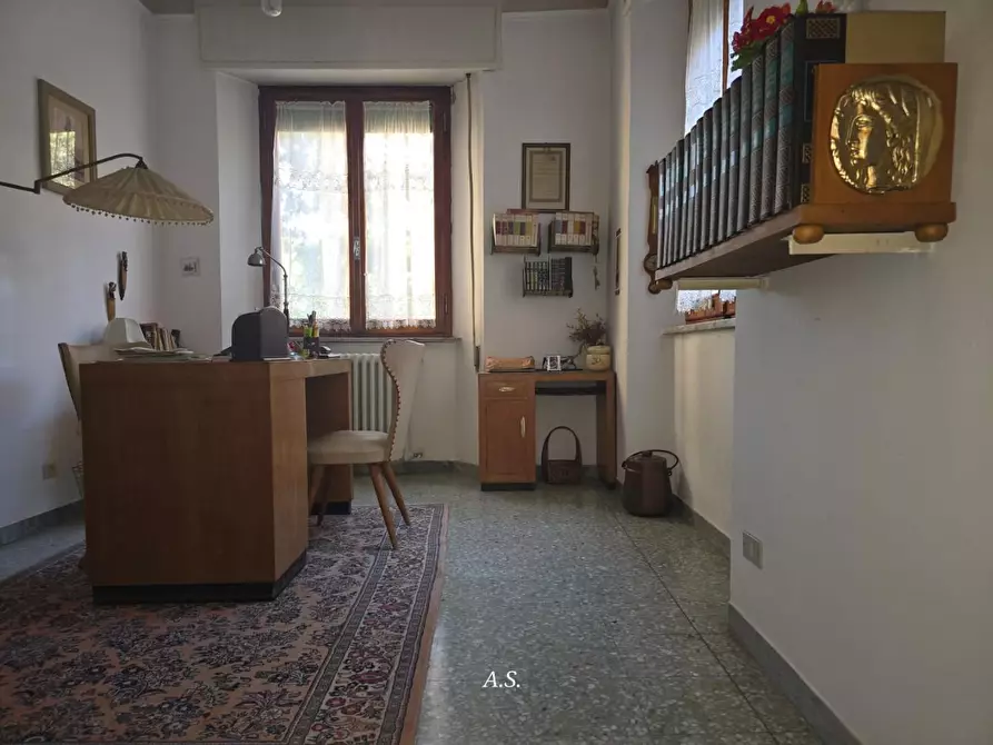 Immagine 14 di Appartamento in vendita  a Siena