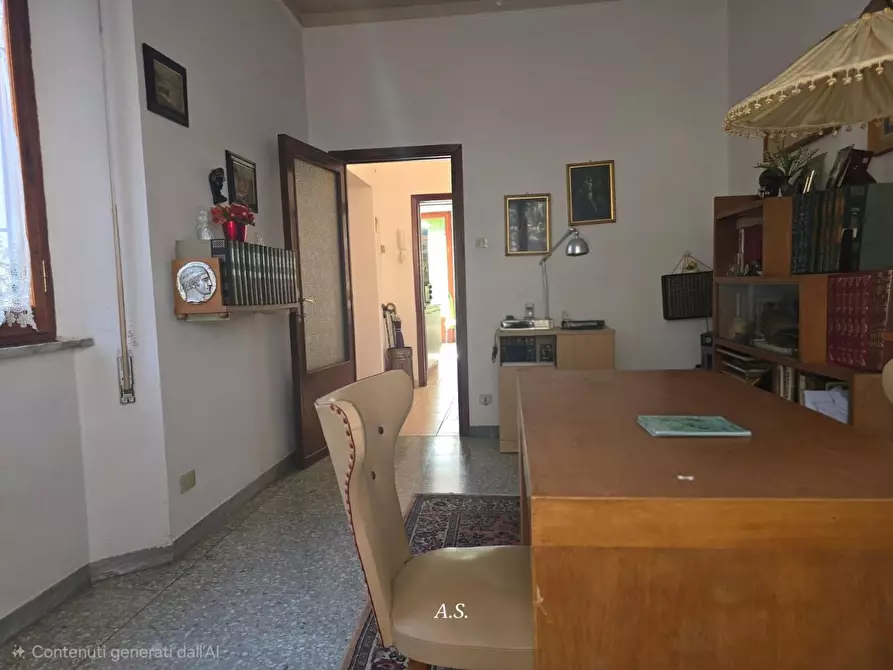 Immagine 12 di Appartamento in vendita  a Siena