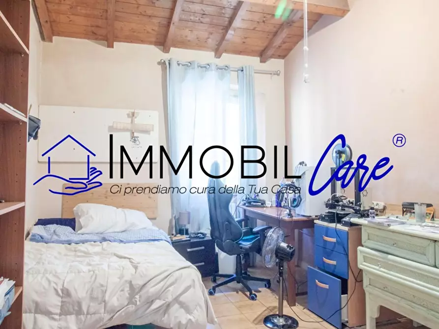 Immagine 6 di Appartamento in vendita  a Livorno