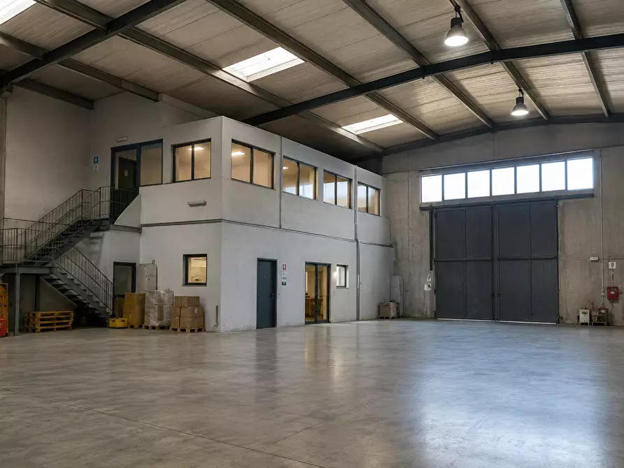 Immagine 1 di Capannone industriale in vendita  a Vicopisano