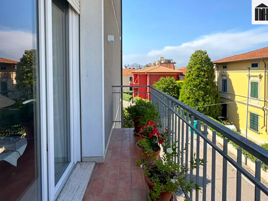 Immagine 7 di Appartamento in vendita  a Santa Croce Sull'arno
