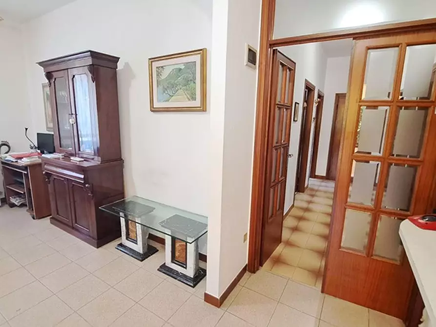Immagine 7 di Appartamento in vendita  a Rosignano Marittimo