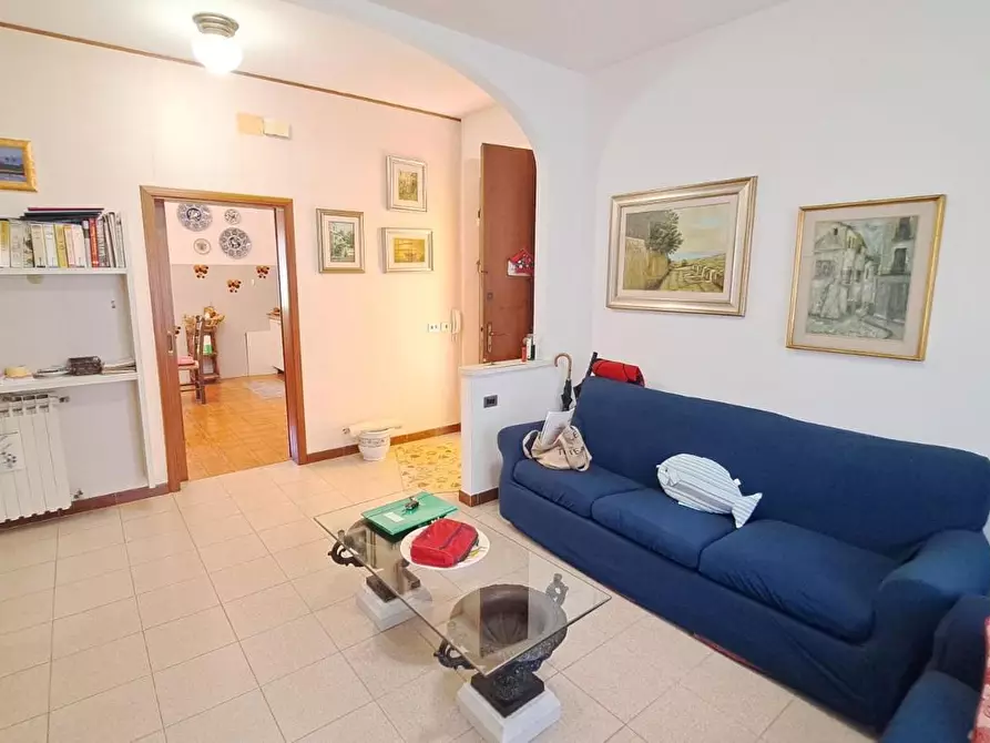 Immagine 5 di Appartamento in vendita  a Rosignano Marittimo