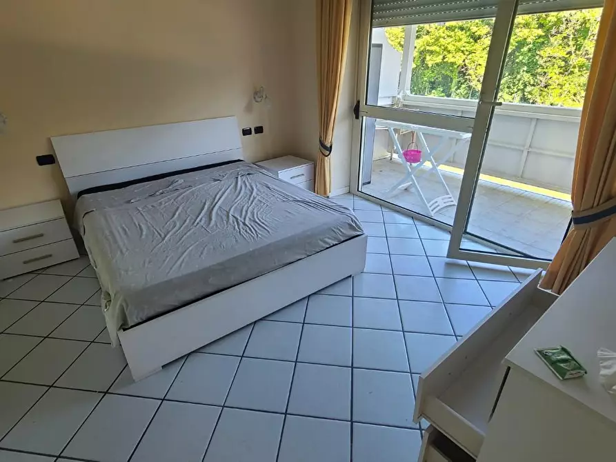 Immagine 5 di Appartamento in vendita  a Pietrasanta