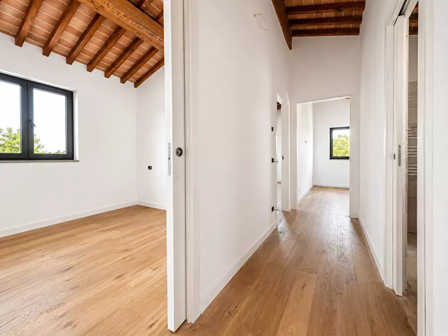 Immagine 15 di Villetta a schiera in vendita  a Cascina