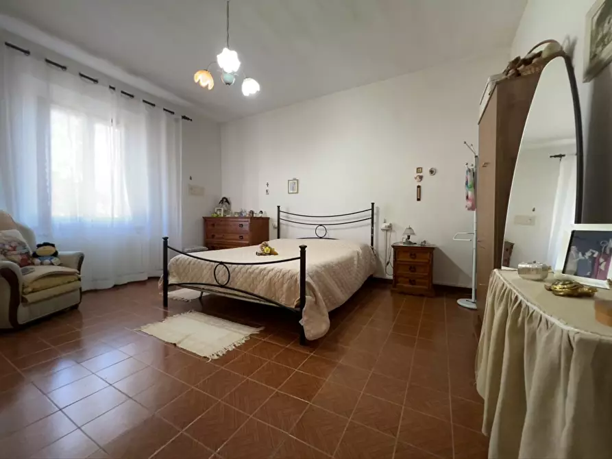 Immagine 24 di Casa indipendente in vendita  a Santa Maria A Monte