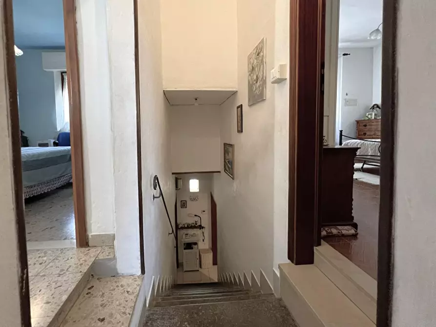 Immagine 40 di Casa indipendente in vendita  a Santa Maria A Monte