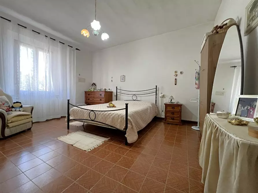 Immagine 41 di Casa indipendente in vendita  a Santa Maria A Monte