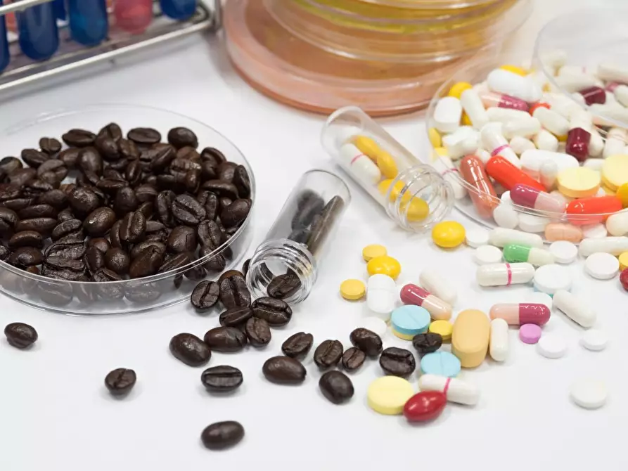 Immagine 7 di Attività commerciale in vendita  a Roma
