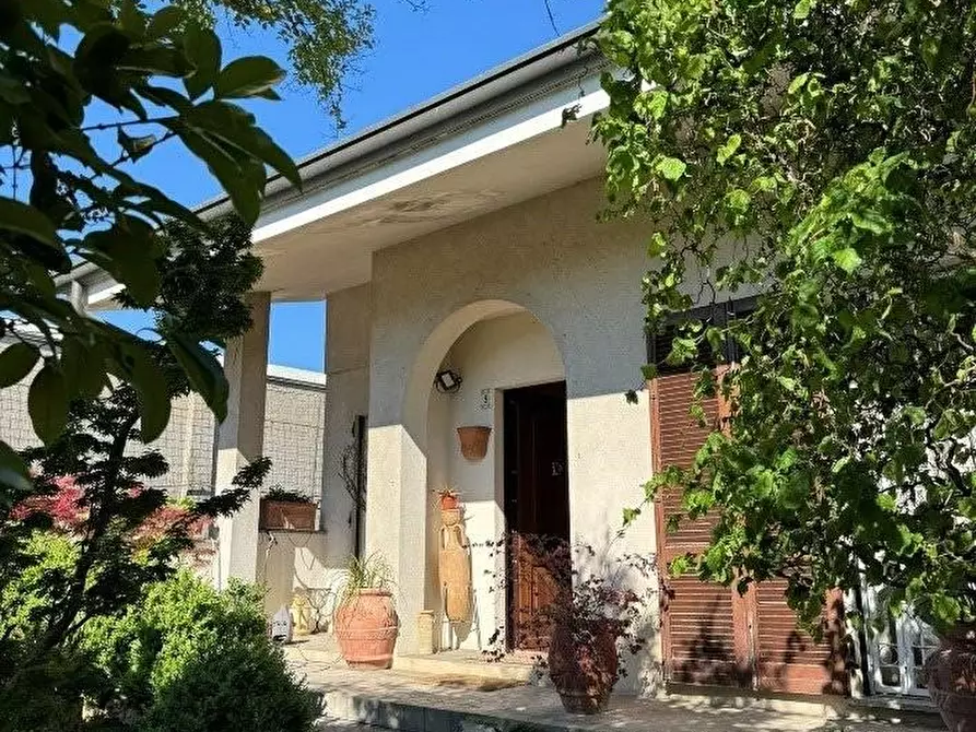 Immagine 1 di Casa bifamiliare in vendita  a Paderno Dugnano