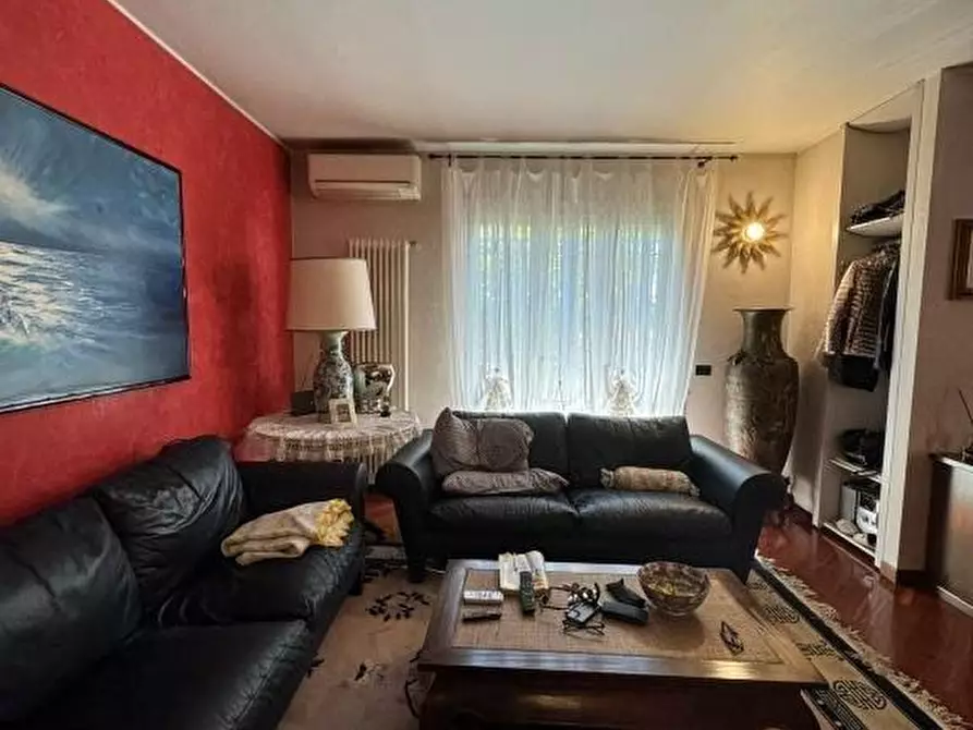 Immagine 11 di Casa bifamiliare in vendita  a Paderno Dugnano