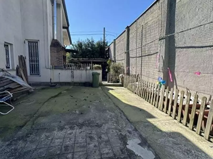 Immagine 6 di Casa bifamiliare in vendita  a Paderno Dugnano