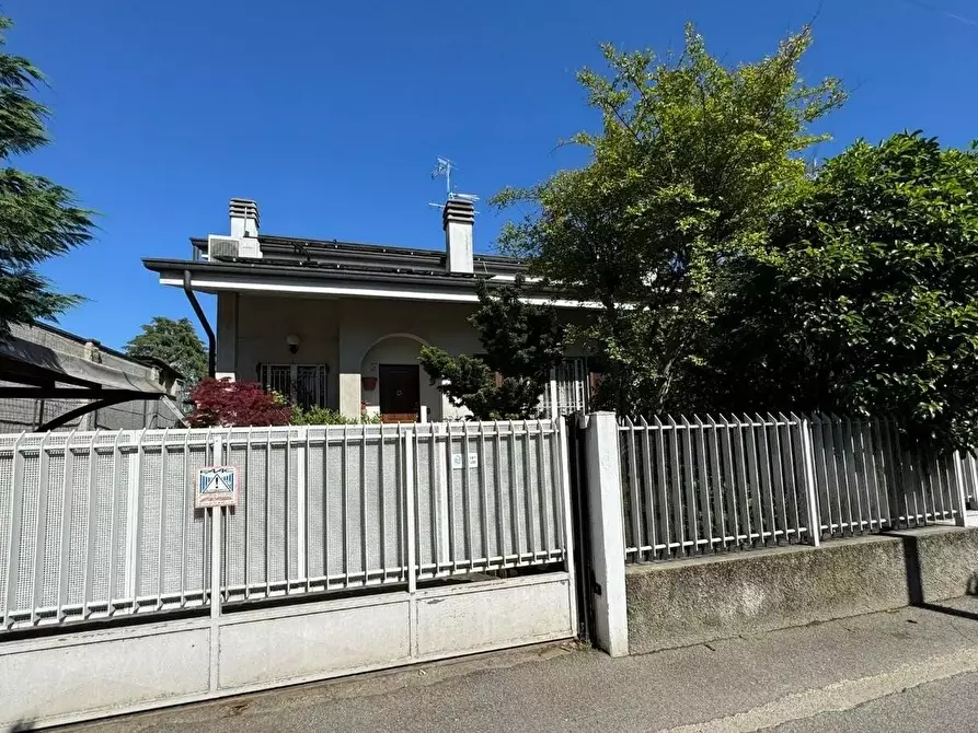 Immagine 3 di Casa bifamiliare in vendita  a Paderno Dugnano
